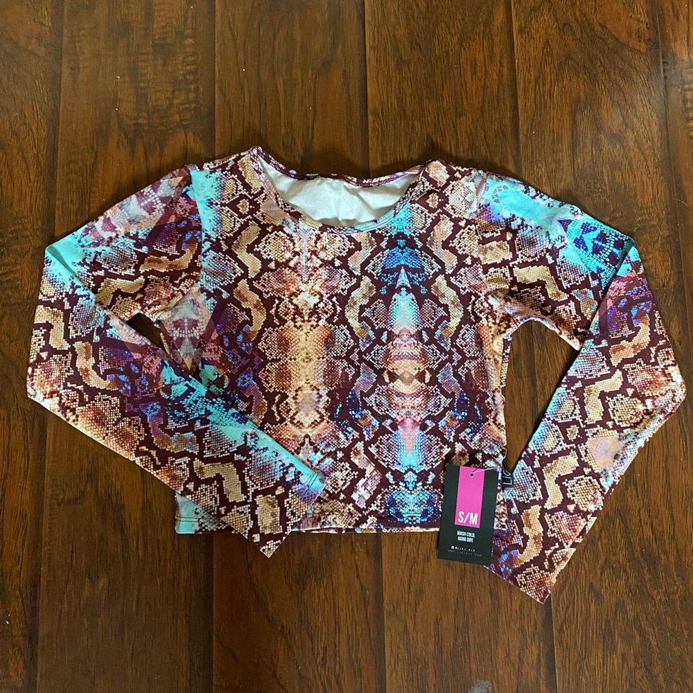 LiCi fit LS crop top